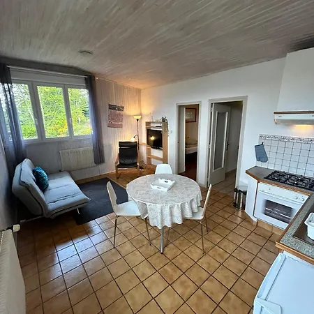 Du Chateau