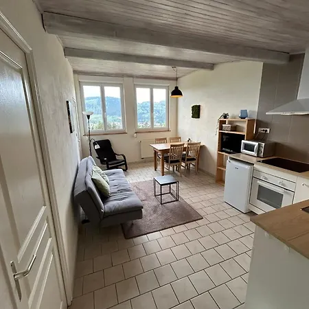 Du Chateau Apartment